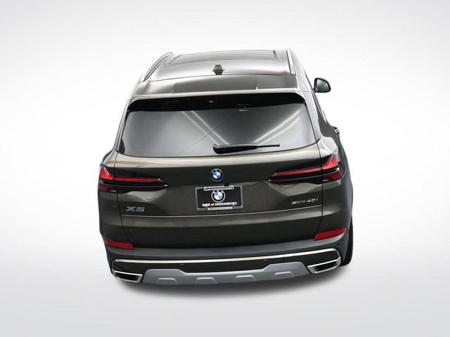 New 2026 BMW X5 sDrive40i image 24