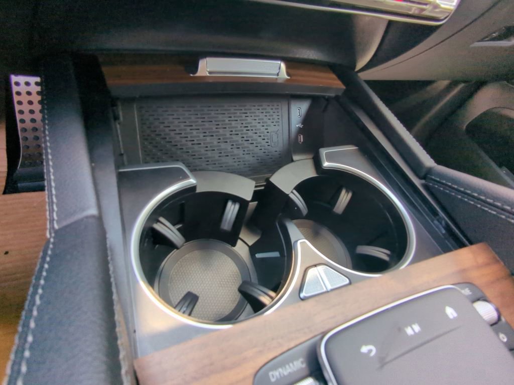 Used 2025 Mercedes-Benz GLE 450e 4MATIC image 9