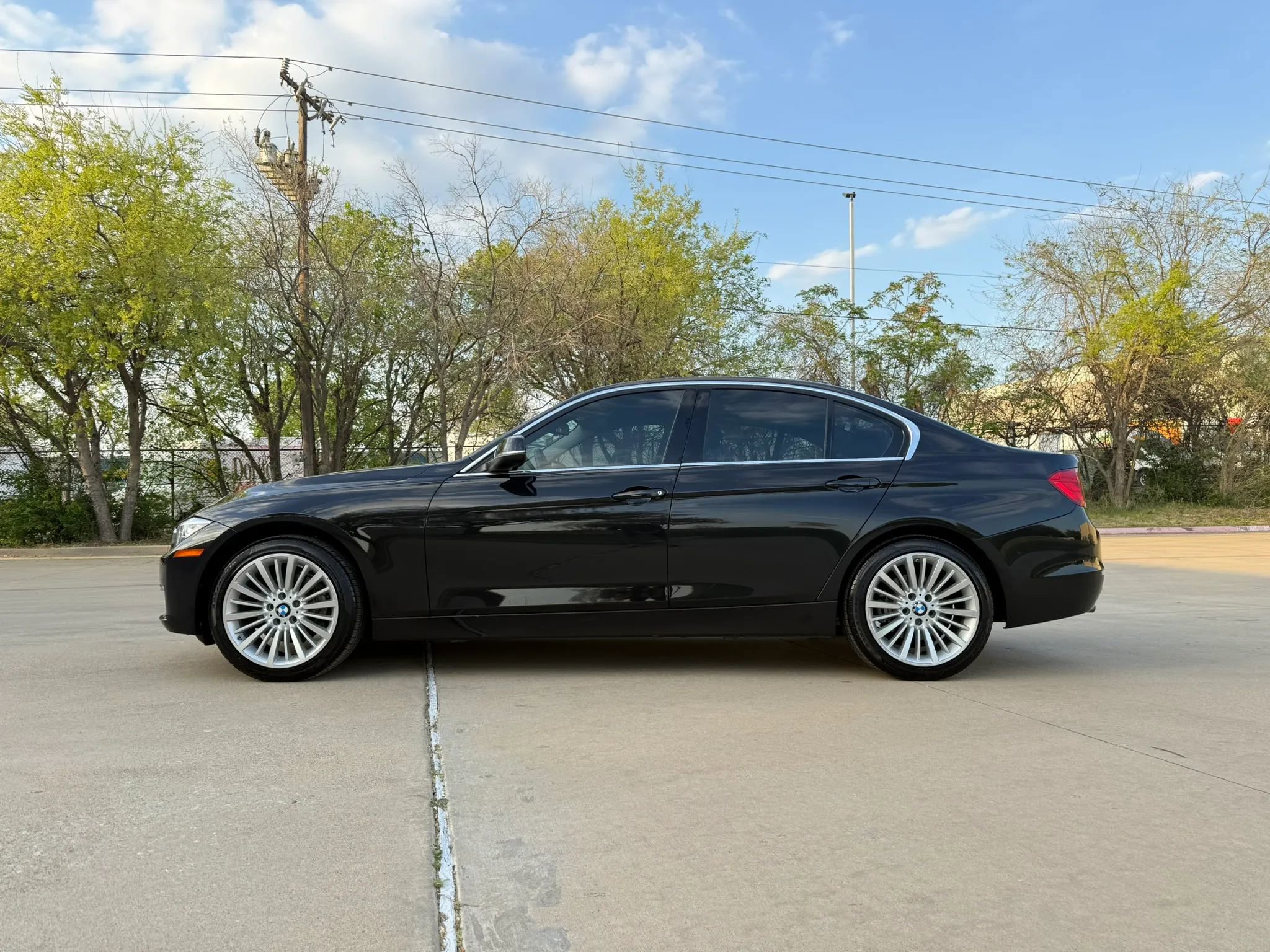 Used 2015 BMW 328i Sedan RWD image 3