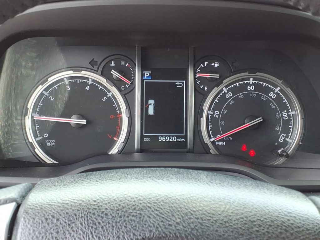 Used 2021 Toyota 4Runner Limited AWD/4WD image 17
