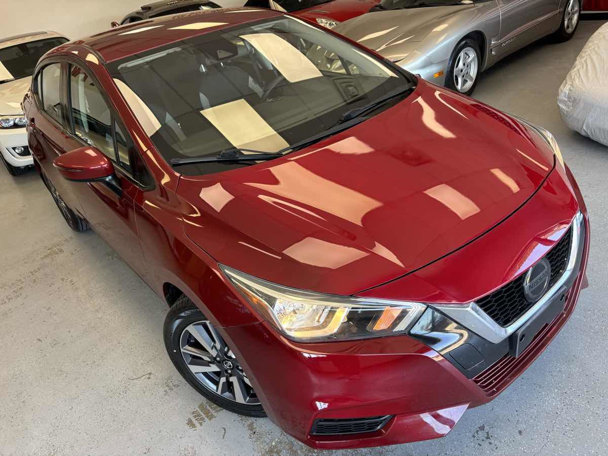 Used 2020 Nissan Versa SV w/ Trunk Package FWD image 8