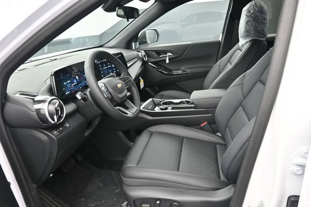 New 2027 Chevrolet Equinox LT w/ Convenience Package II FWD image 12