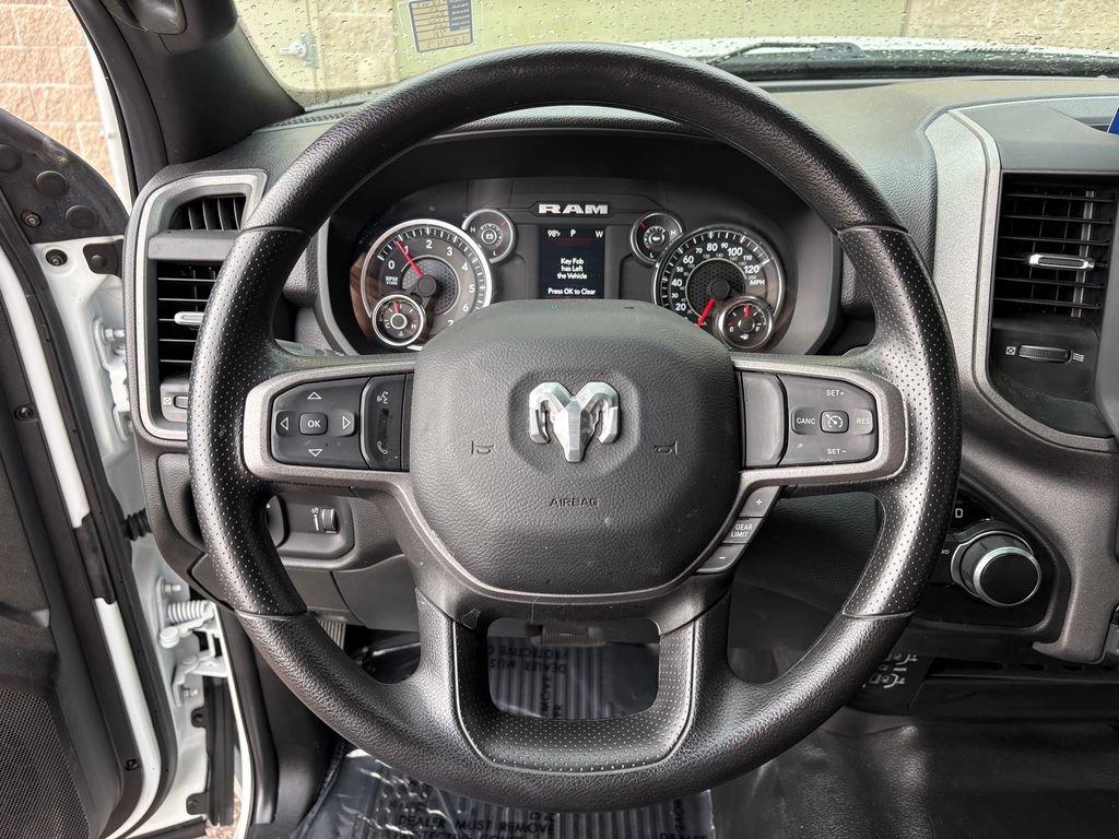Used 2024 RAM 3500 Tradesman w/ Chrome Appearance Group AWD/4WD image 14