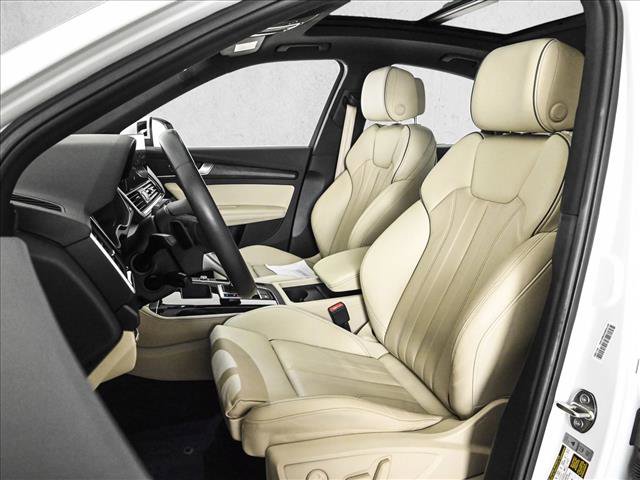 Used 2023 Audi Q5 2.0T Premium Plus w/ Premium Plus Package AWD/4WD image 17