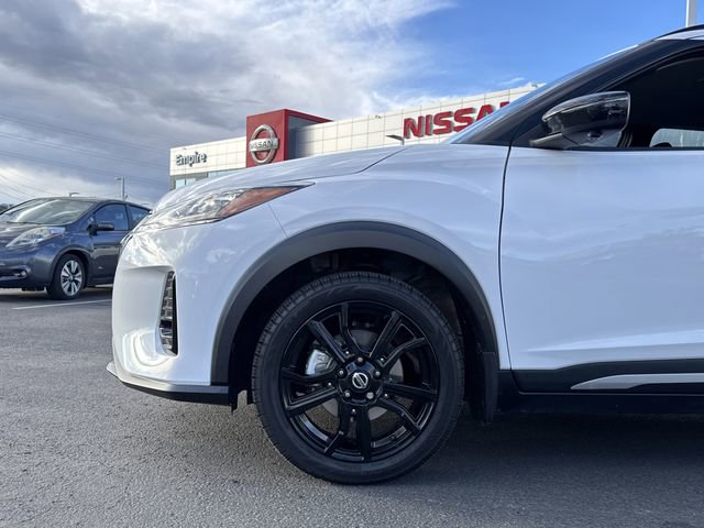 Used 2021 Nissan Kicks SR image 27