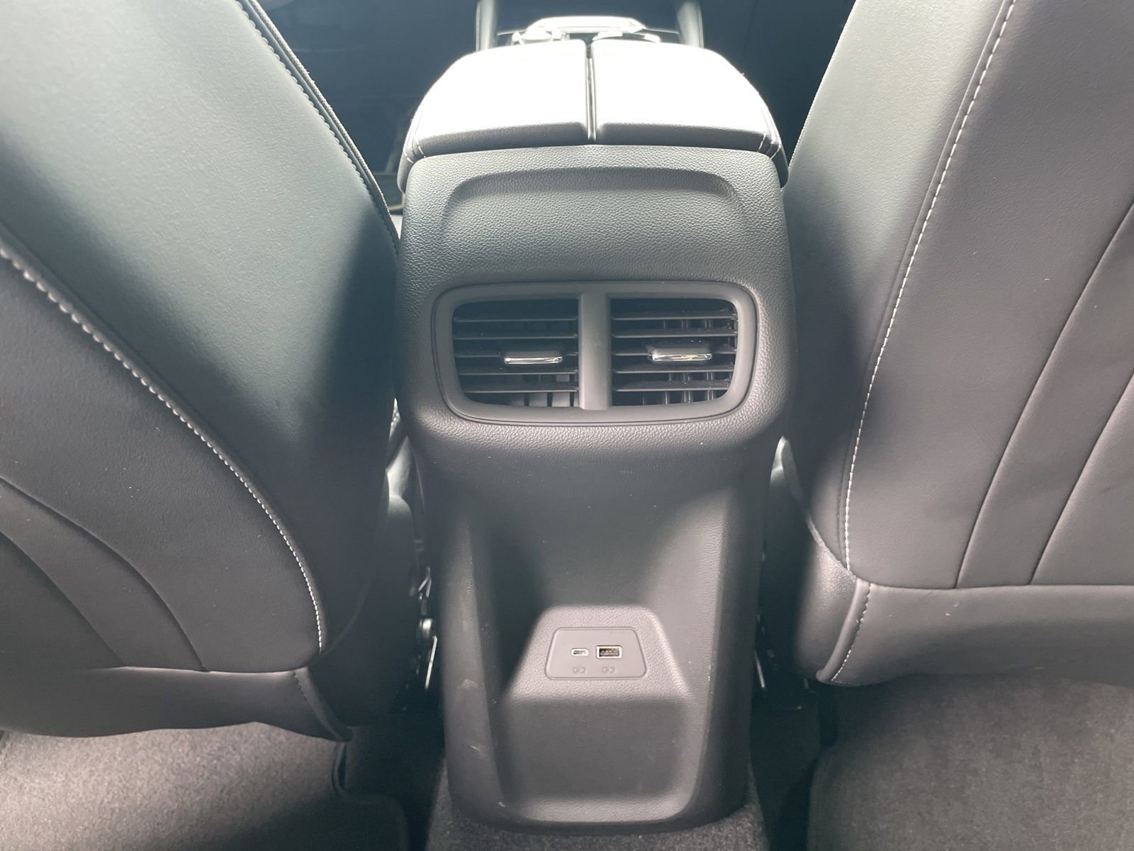 Used 2024 Buick Envision Sport Touring image 26