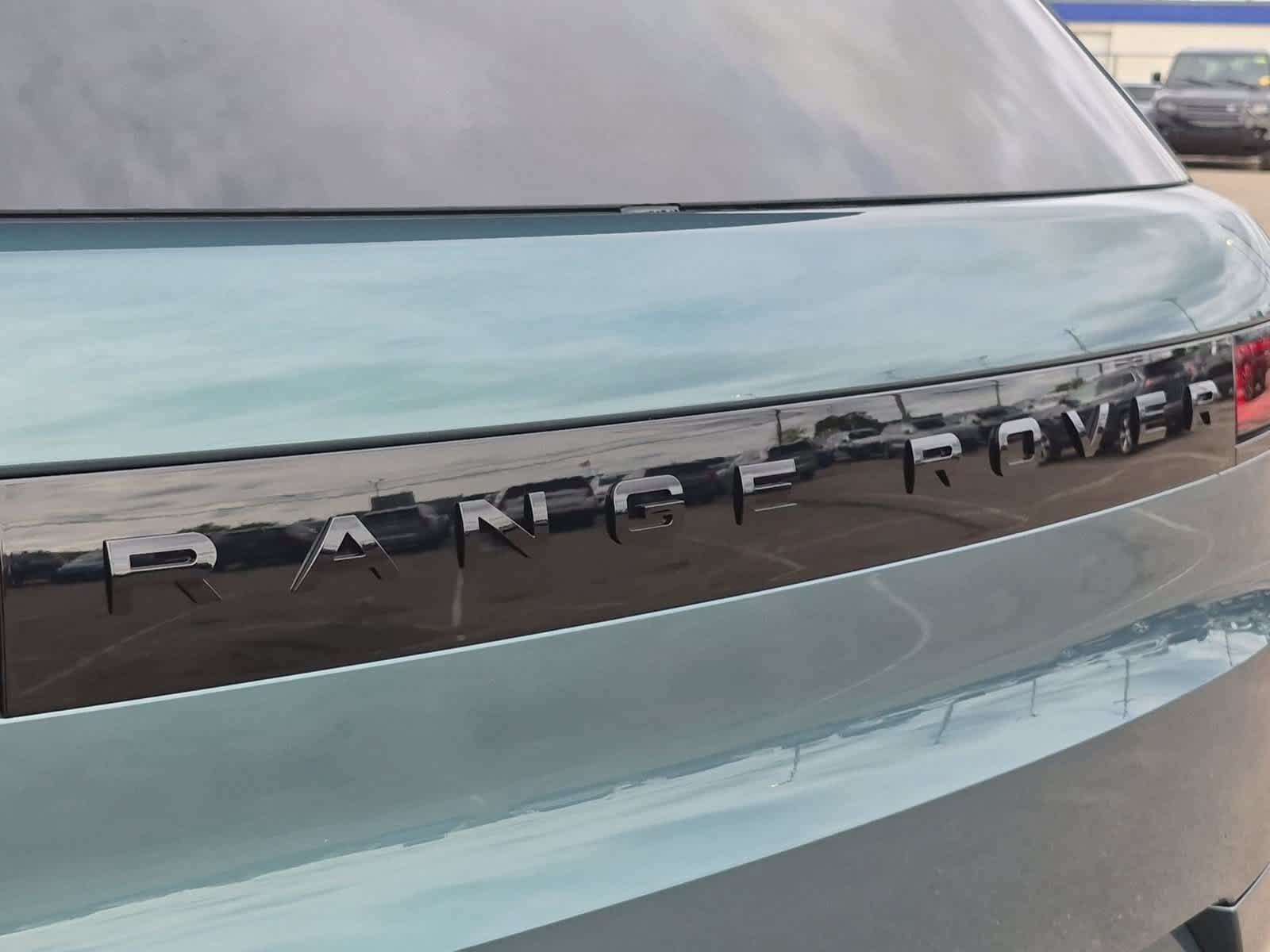 New 2026 Land Rover Range Rover Sport Dynamic SE AWD/4WD image 12