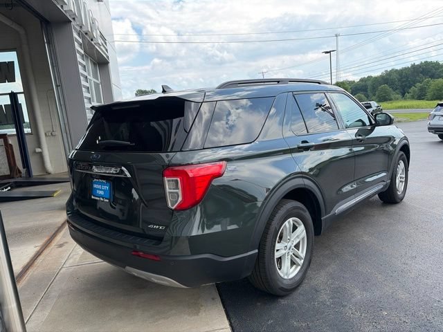 Used 2024 Ford Explorer XLT w/ Equipment Group 202A AWD/4WD image 3