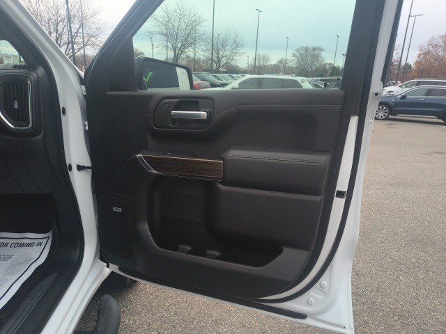 Used 2019 Chevrolet Silverado 1500 RST image 18