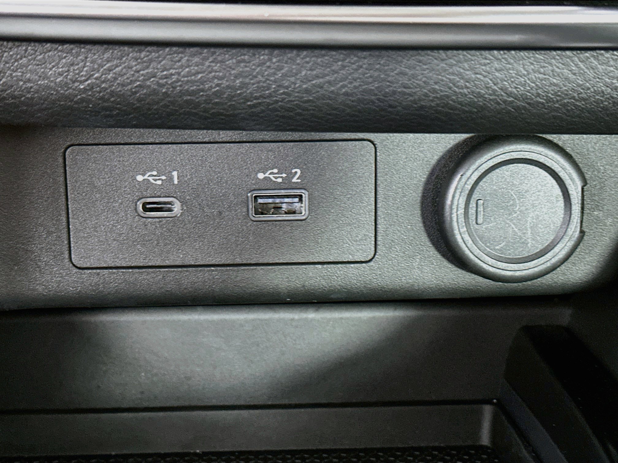 Used 2023 Nissan Rogue S FWD image 26