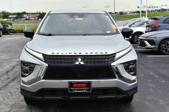 Used 2024 Mitsubishi Eclipse Cross LE AWD/4WD image 4