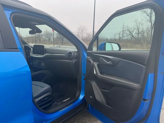 Used 2024 Chevrolet Blazer RS w/ Enhanced Convenience Package image 17