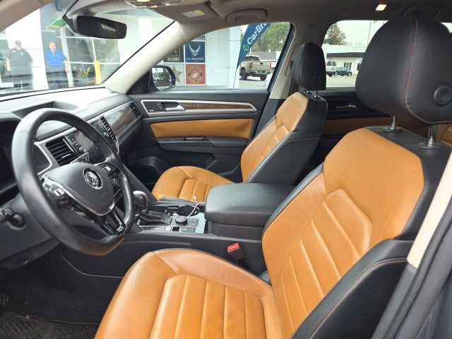 Used 2018 Volkswagen Atlas SEL Premium image 4