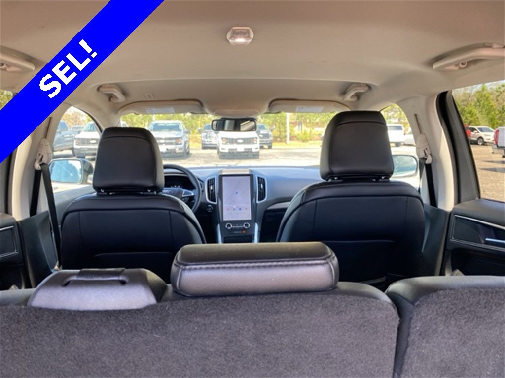 Used 2024 Ford Edge SEL image 17