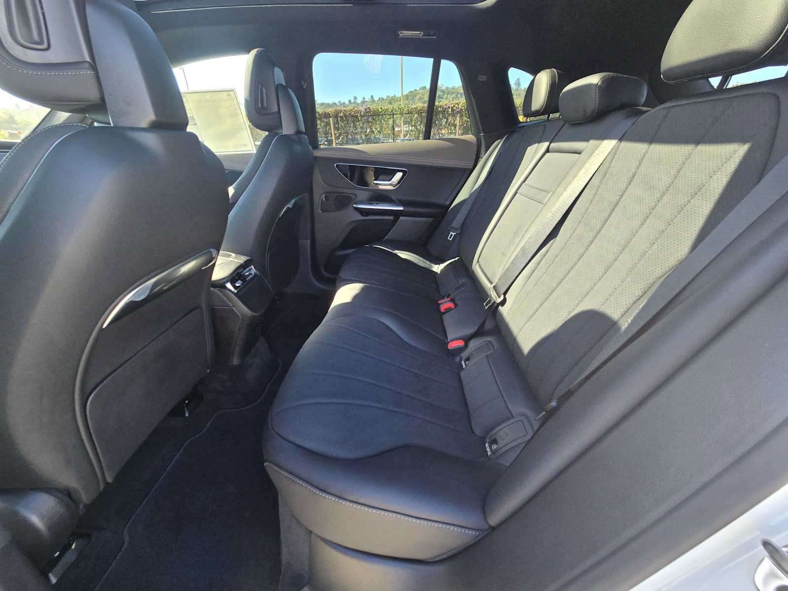 New 2027 Mercedes-Benz EQE 320 4MATIC SUV image 16
