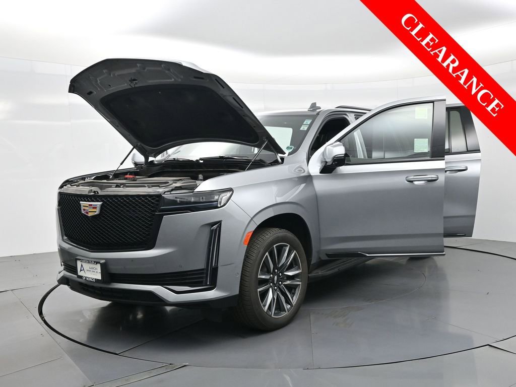 Used 2024 Cadillac Escalade ESV Sport w/ Heavy-Duty Trailer Package image 42