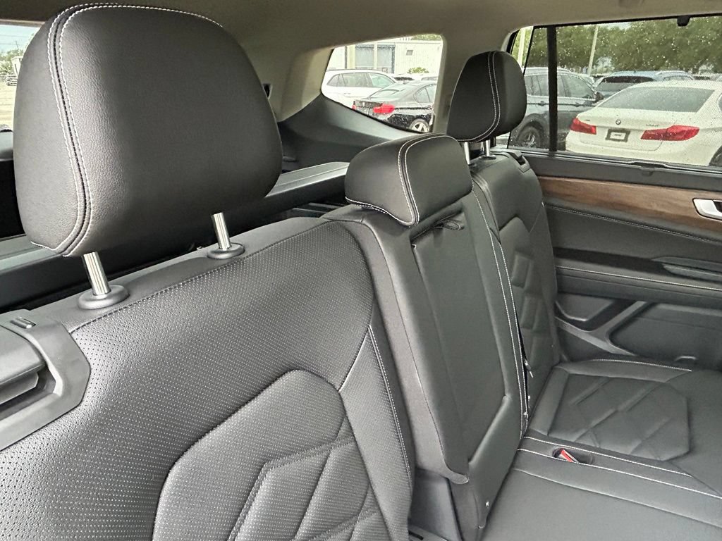 Certified 2026 Volkswagen Atlas SE FWD image 39