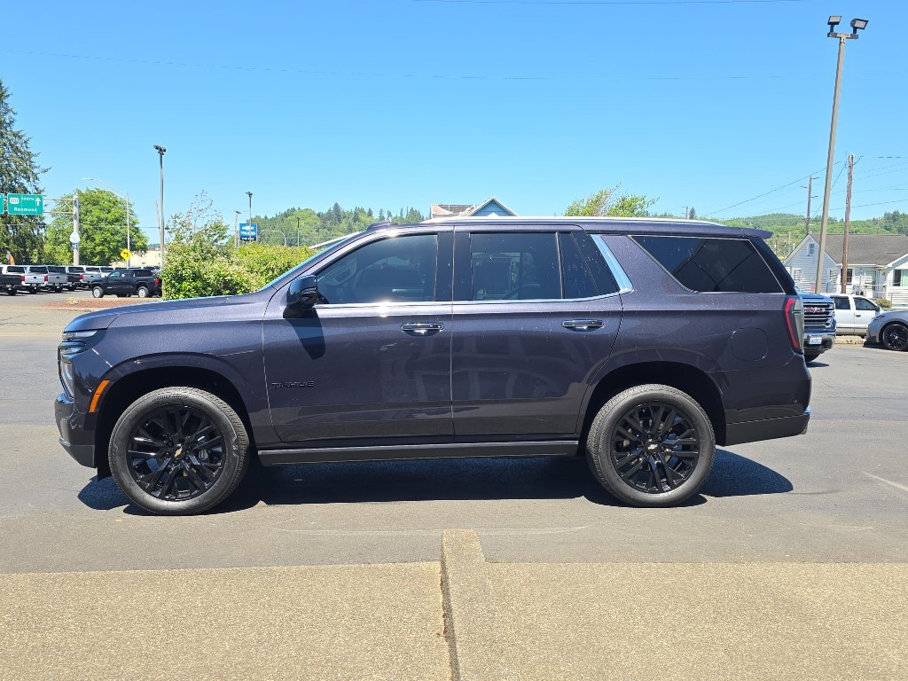 Used 2026 Chevrolet Tahoe Premier AWD/4WD image 6
