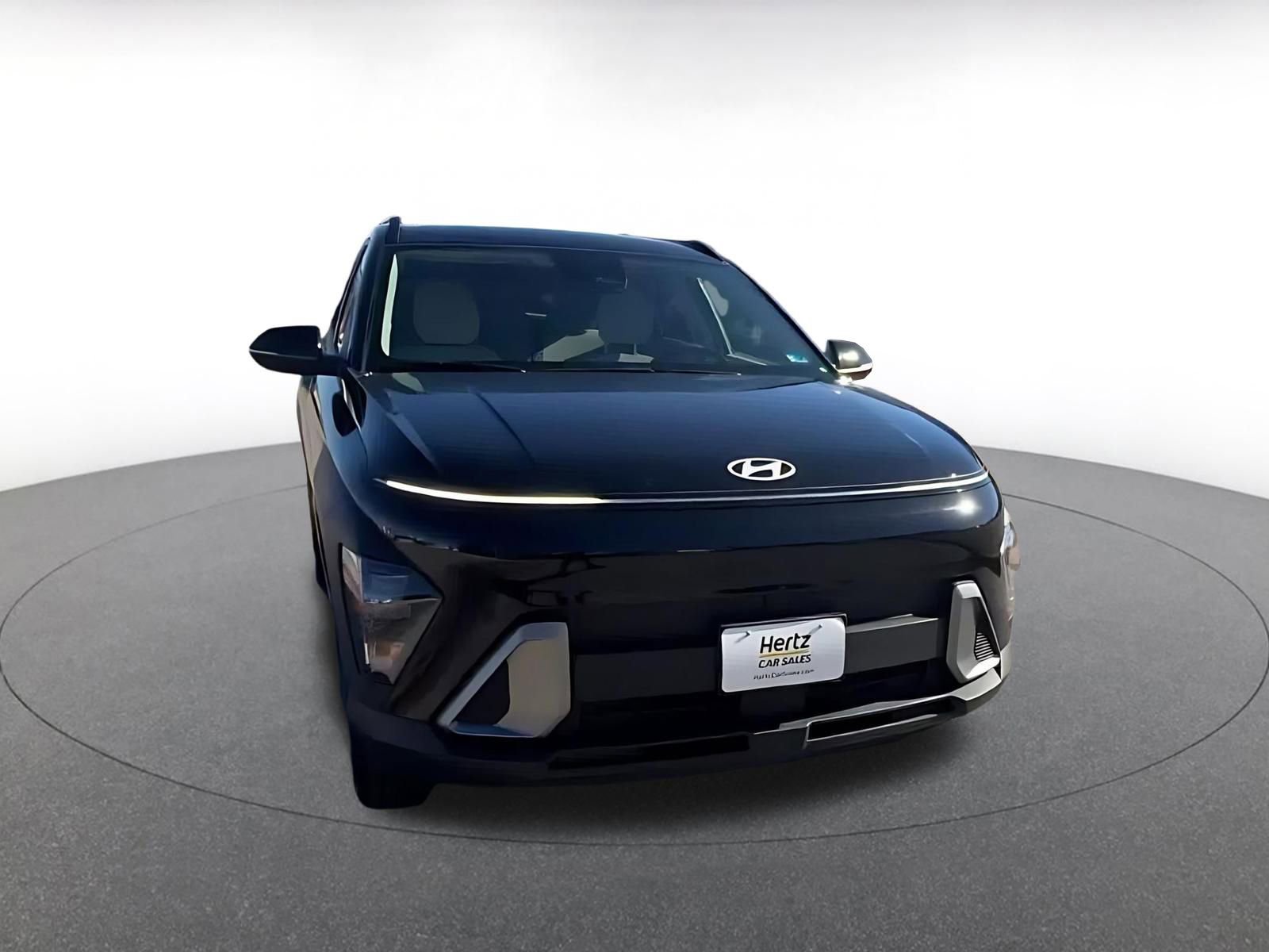 Used 2025 Hyundai Kona SEL image 4