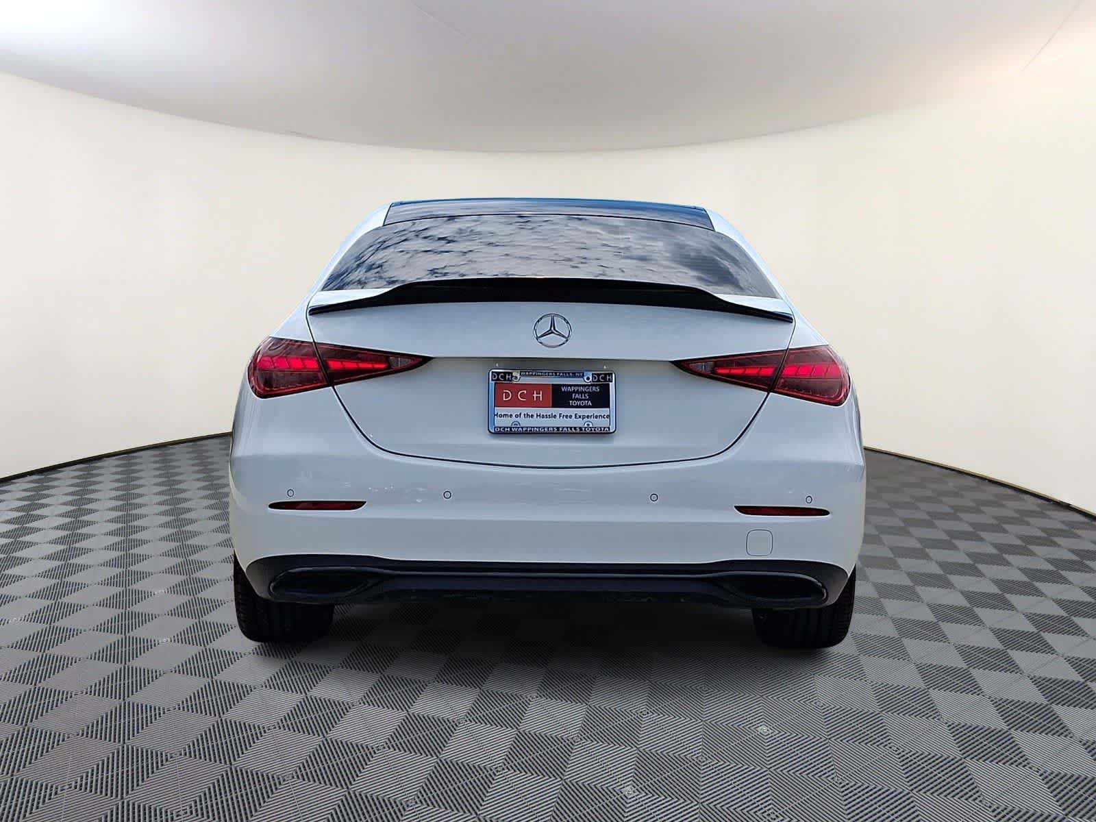 Used 2022 Mercedes-Benz C 300 4MATIC Sedan w/ Pinnacle Trim Package image 6