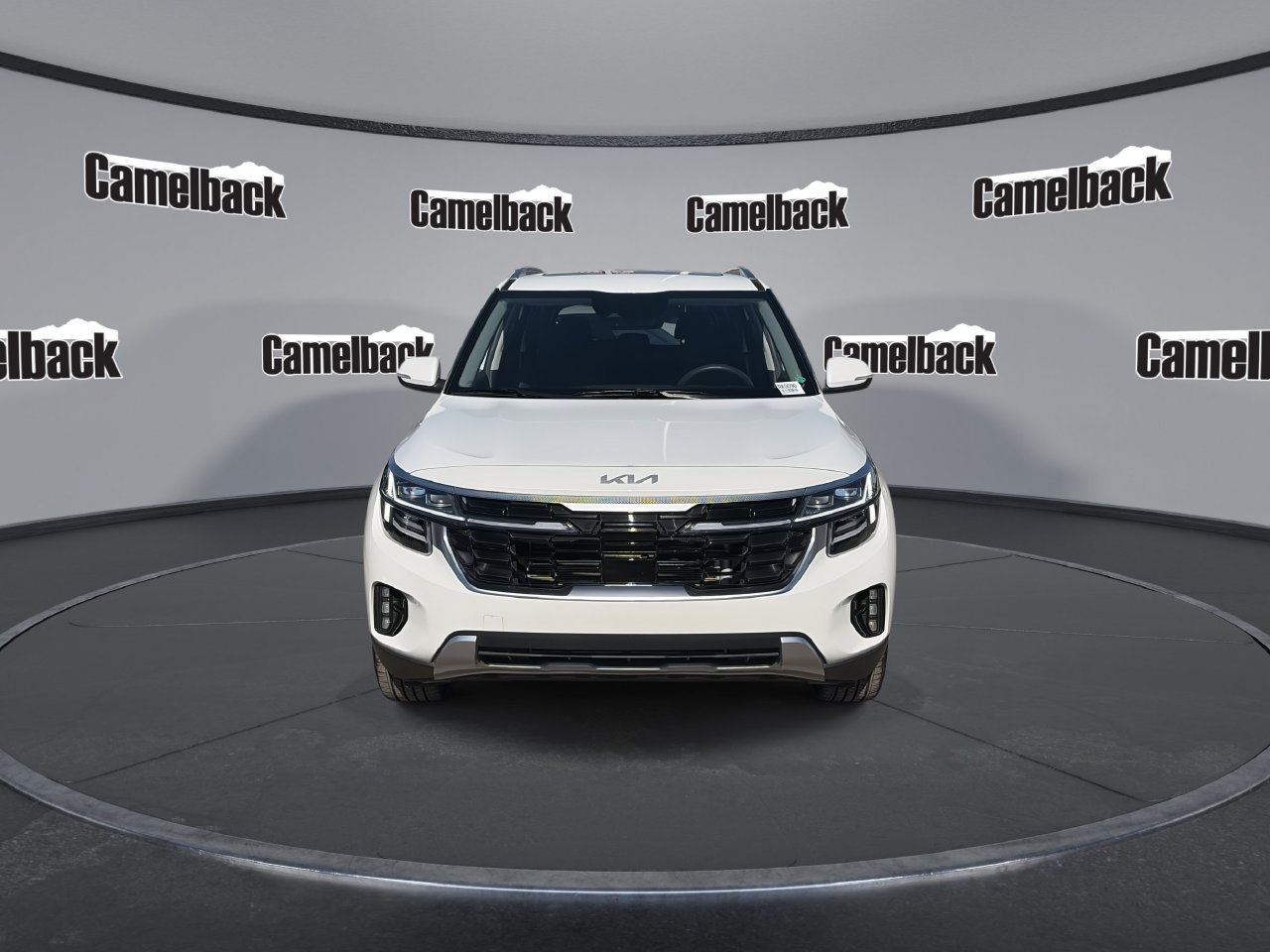 Used 2026 Kia Seltos SX w/ SX Sunroof Package AWD/4WD image 2