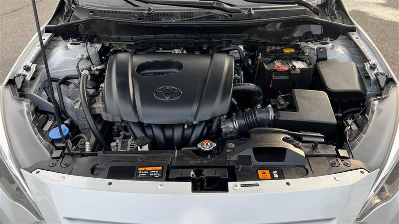 Used 2019 Toyota Yaris LE FWD image 5