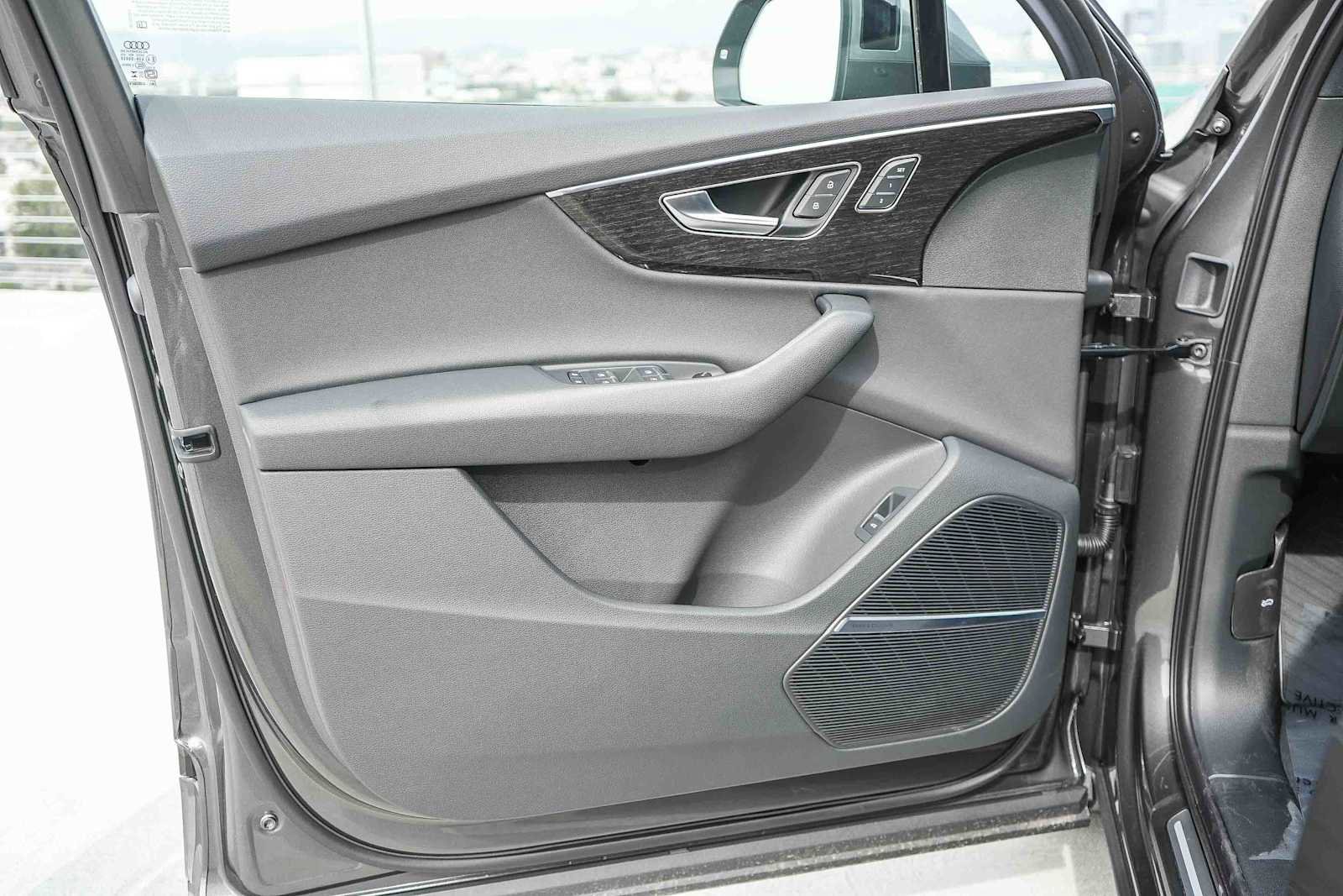 New 2026 Audi Q7 2.0T Premium image 30