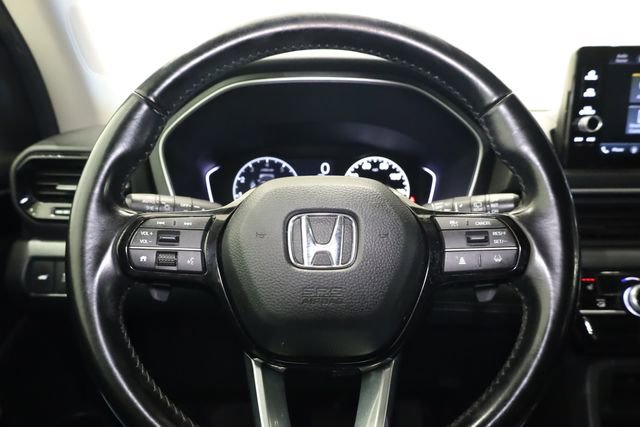 Used 2025 Honda Pilot EX-L image 17