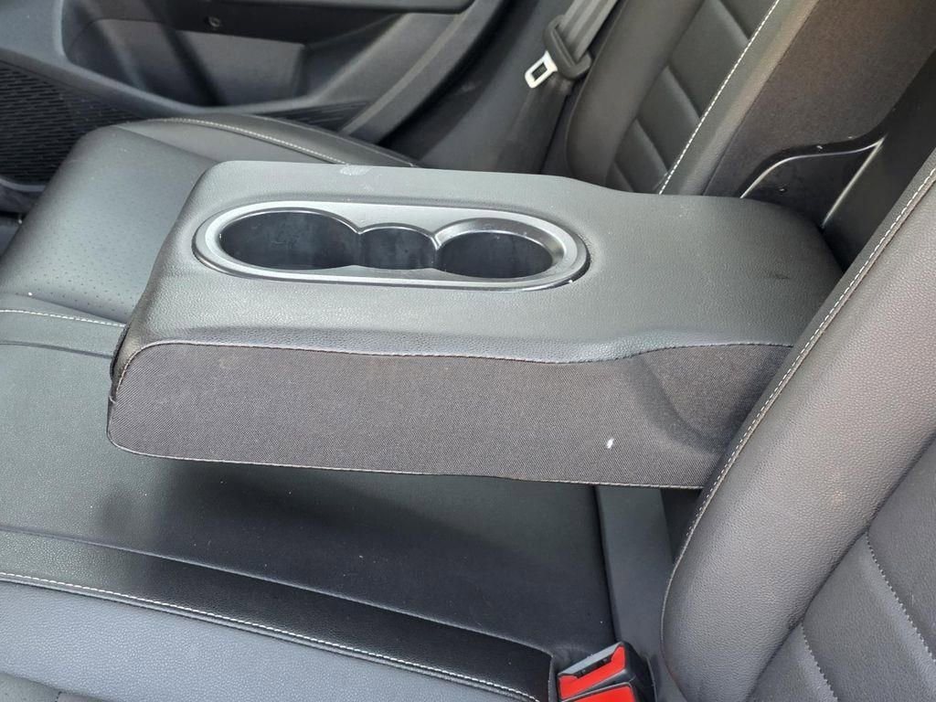 Used 2024 Volkswagen Jetta SE FWD image 10