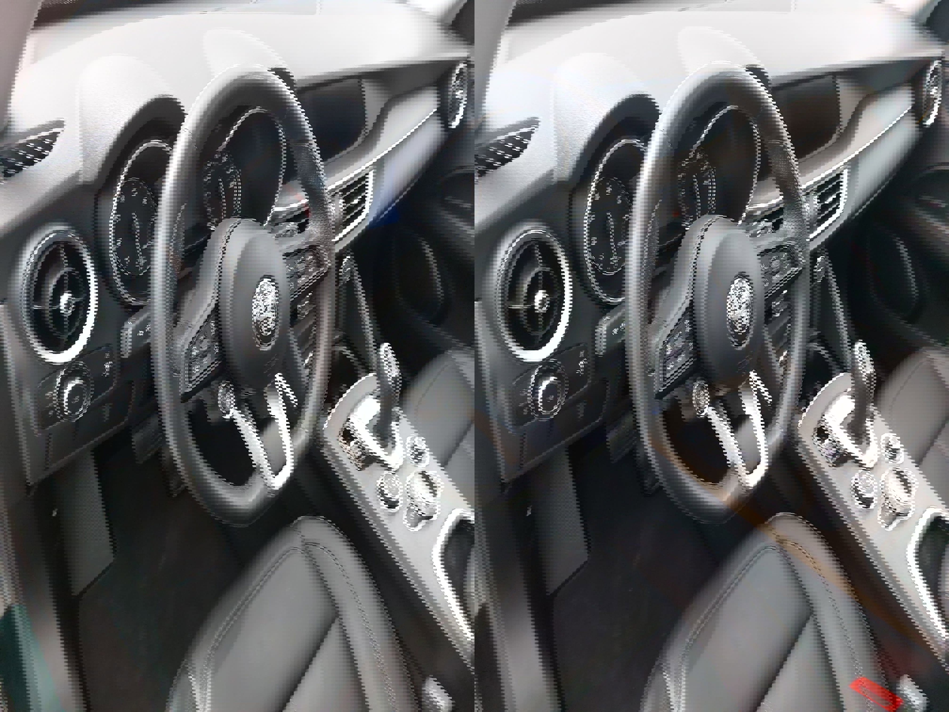 Used 2021 Alfa Romeo Stelvio Ti w/ Nero Edizione image 18