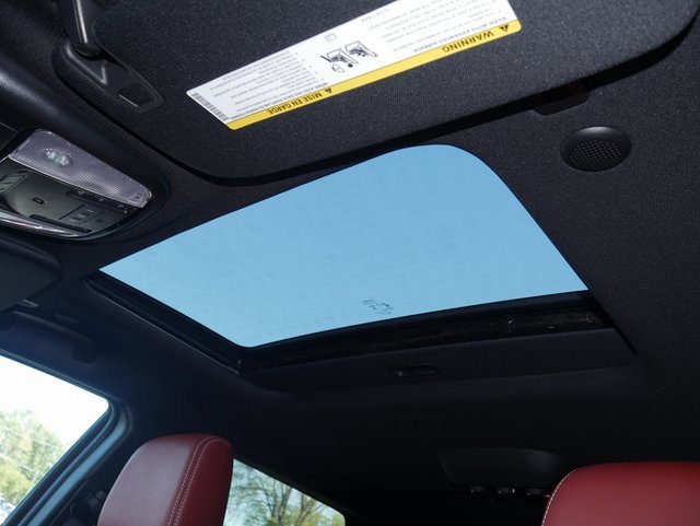 Used 2024 Dodge Durango SRT image 3