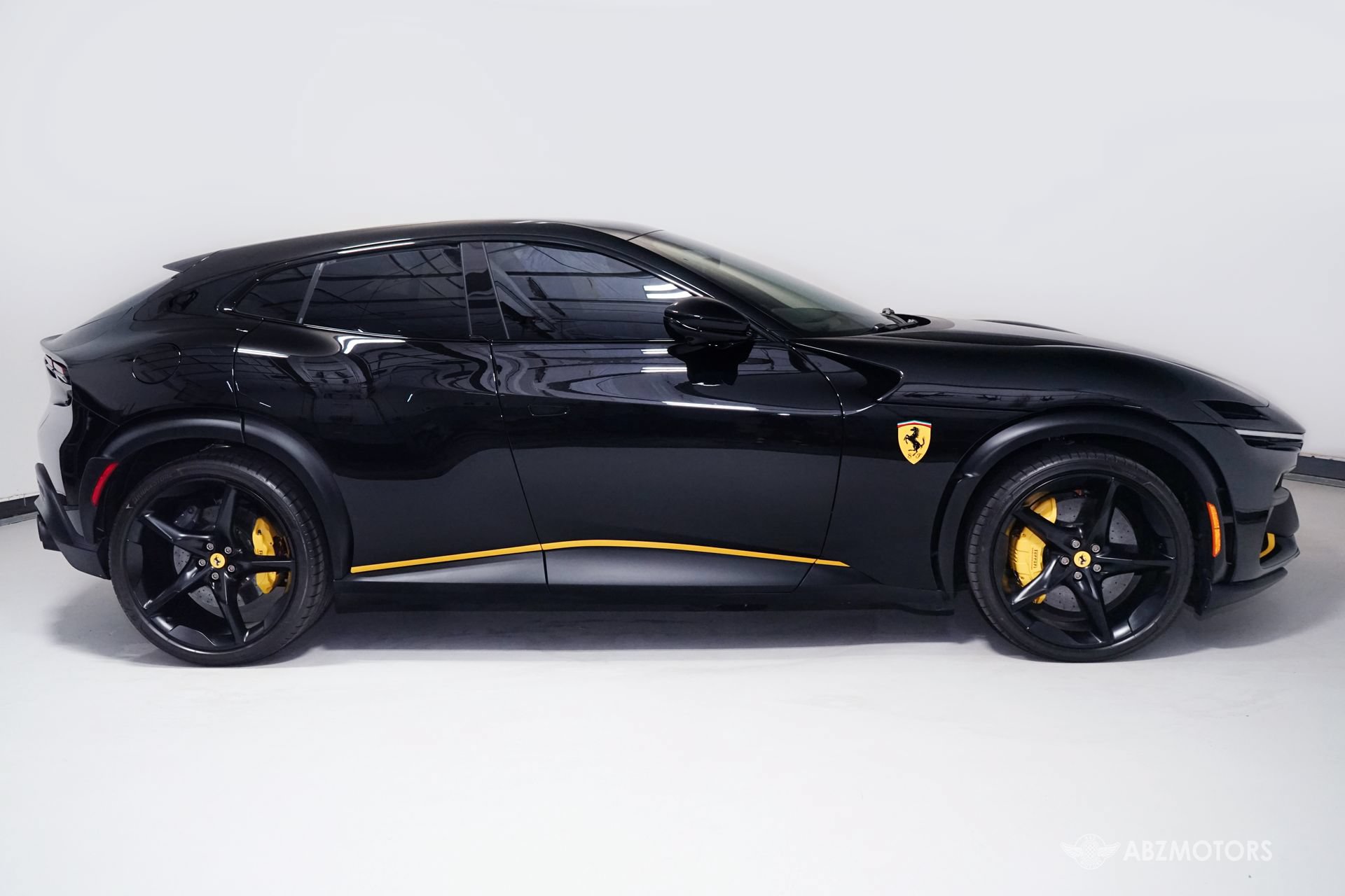 Used 2025 Ferrari Purosangue AWD/4WD image 3