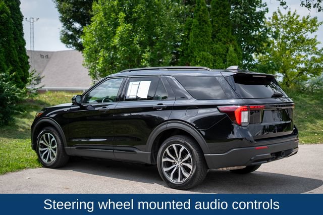 Used 2025 Ford Explorer ST-Line AWD/4WD image 7