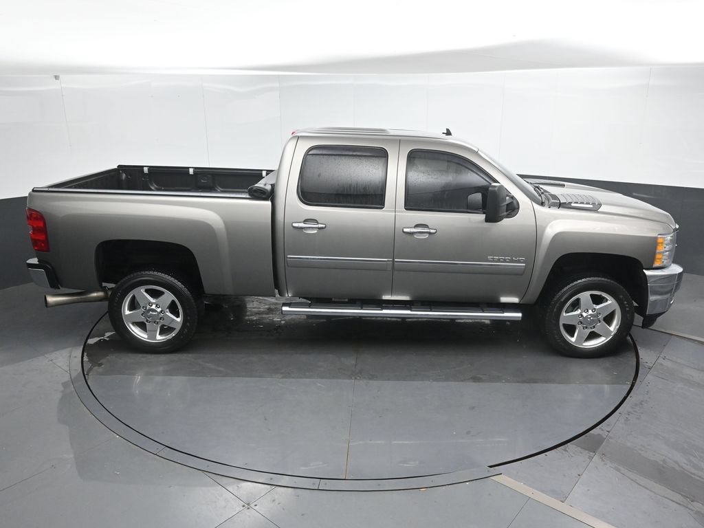 Used 2013 Chevrolet Silverado 2500 LT w/ Custom Sport Truck Package RWD image 26