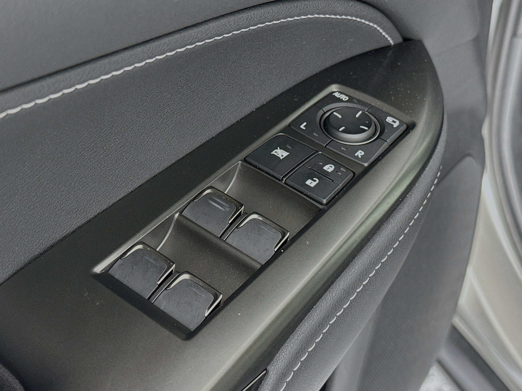 Used 2025 Lexus NX 250 FWD w/ Cold Area Package image 18