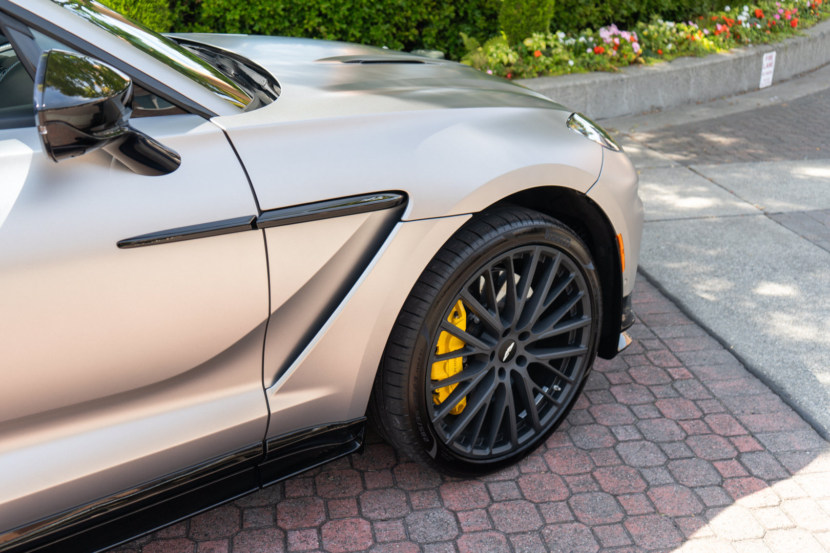Used 2023 Aston Martin DBX 707 AWD/4WD image 9