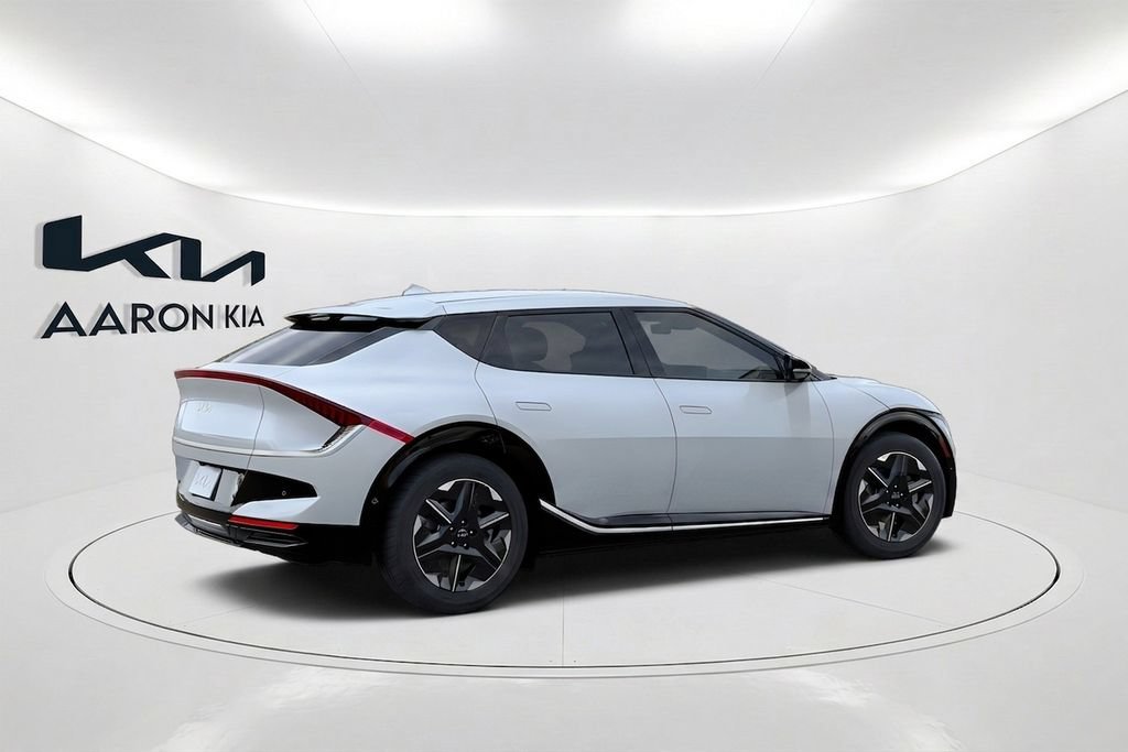 New 2026 Kia EV6 Wind RWD image 7