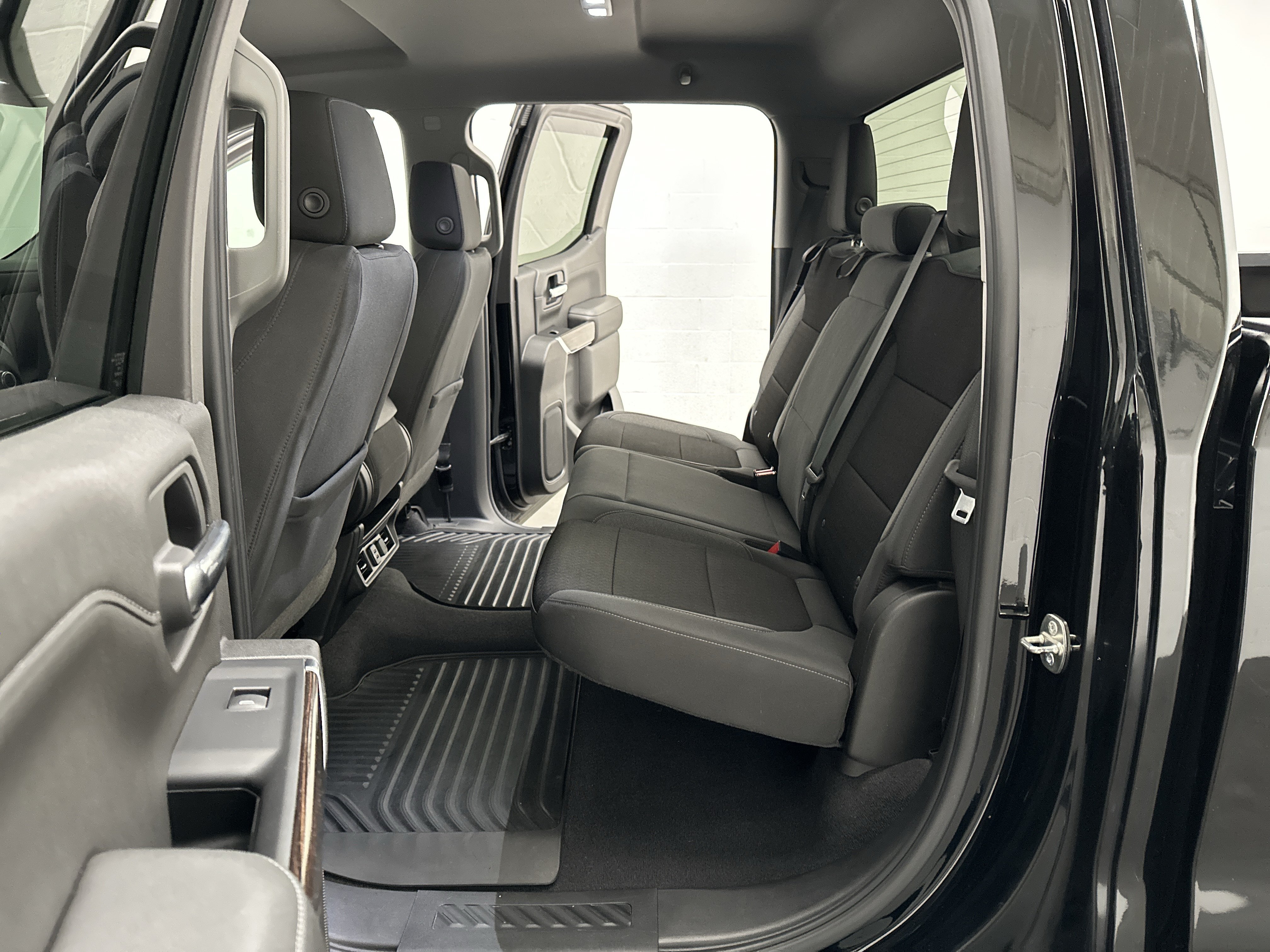 Used 2019 GMC Sierra 1500 SLE w/ SLE Convenience Package AWD/4WD image 25
