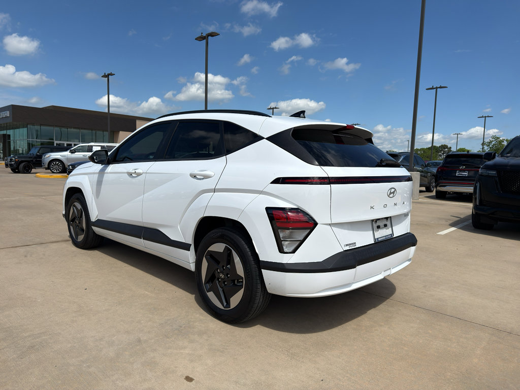 Used 2024 Hyundai Kona SEL FWD image 7