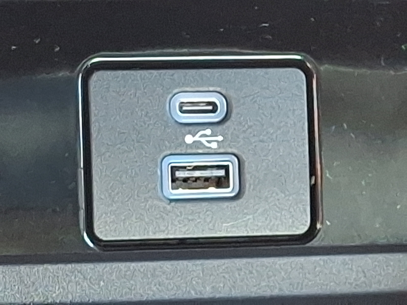 Used 2023 Ford Mustang Mach-E Premium AWD/4WD image 25