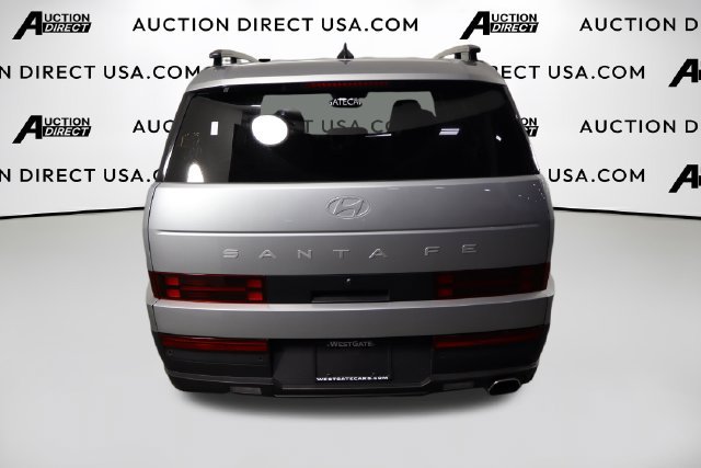 Used 2026 Hyundai Santa Fe SEL FWD image 3