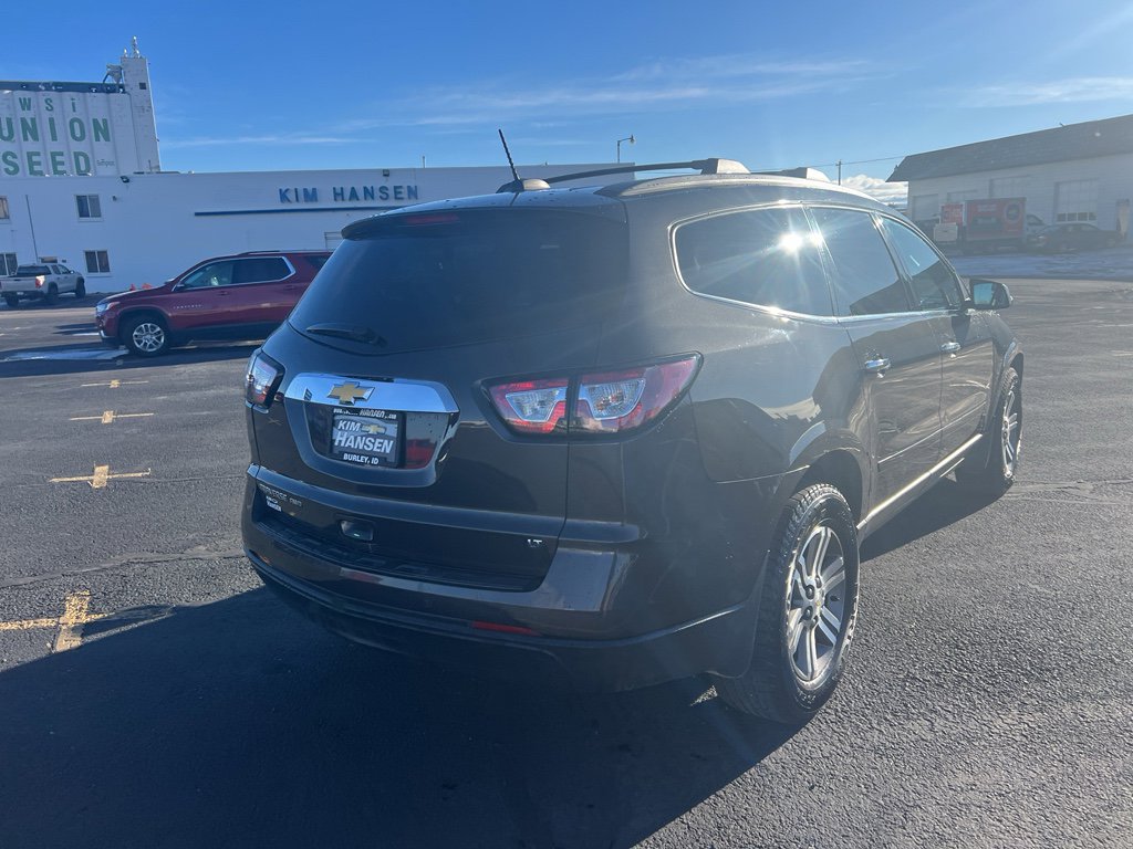 Used 2017 Chevrolet Traverse LT image 4