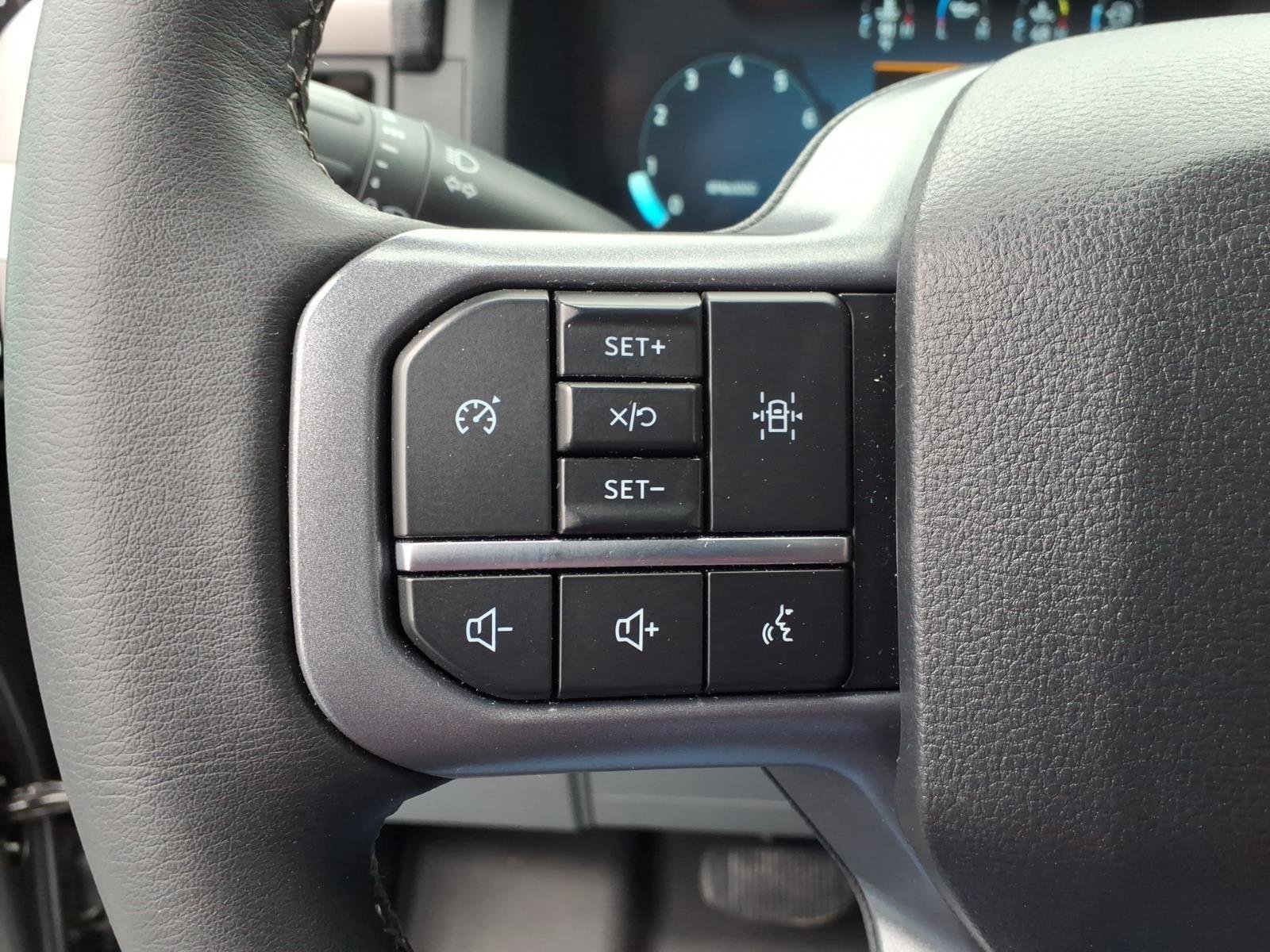 Used 2025 Ford F150 XLT w/ Equipment Group 301A Standard image 16