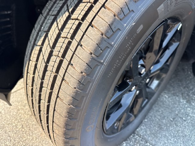 New 2026 Jeep Grand Cherokee Altitude AWD/4WD image 5
