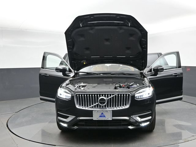 Used 2023 Volvo XC90 B6 Ultimate w/ Protection Package Premier AWD/4WD image 57