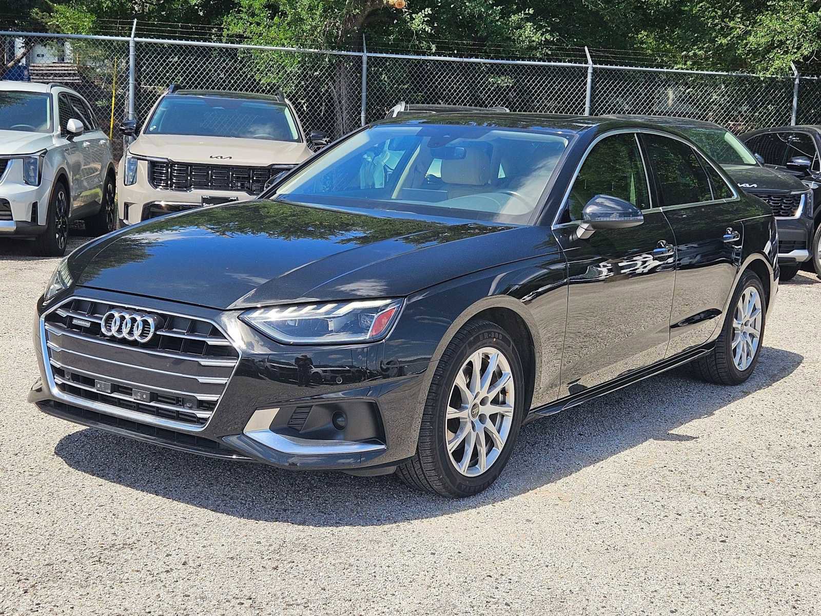 Used 2023 Audi A4 2.0T Premium w/ Convenience Package AWD/4WD image 10