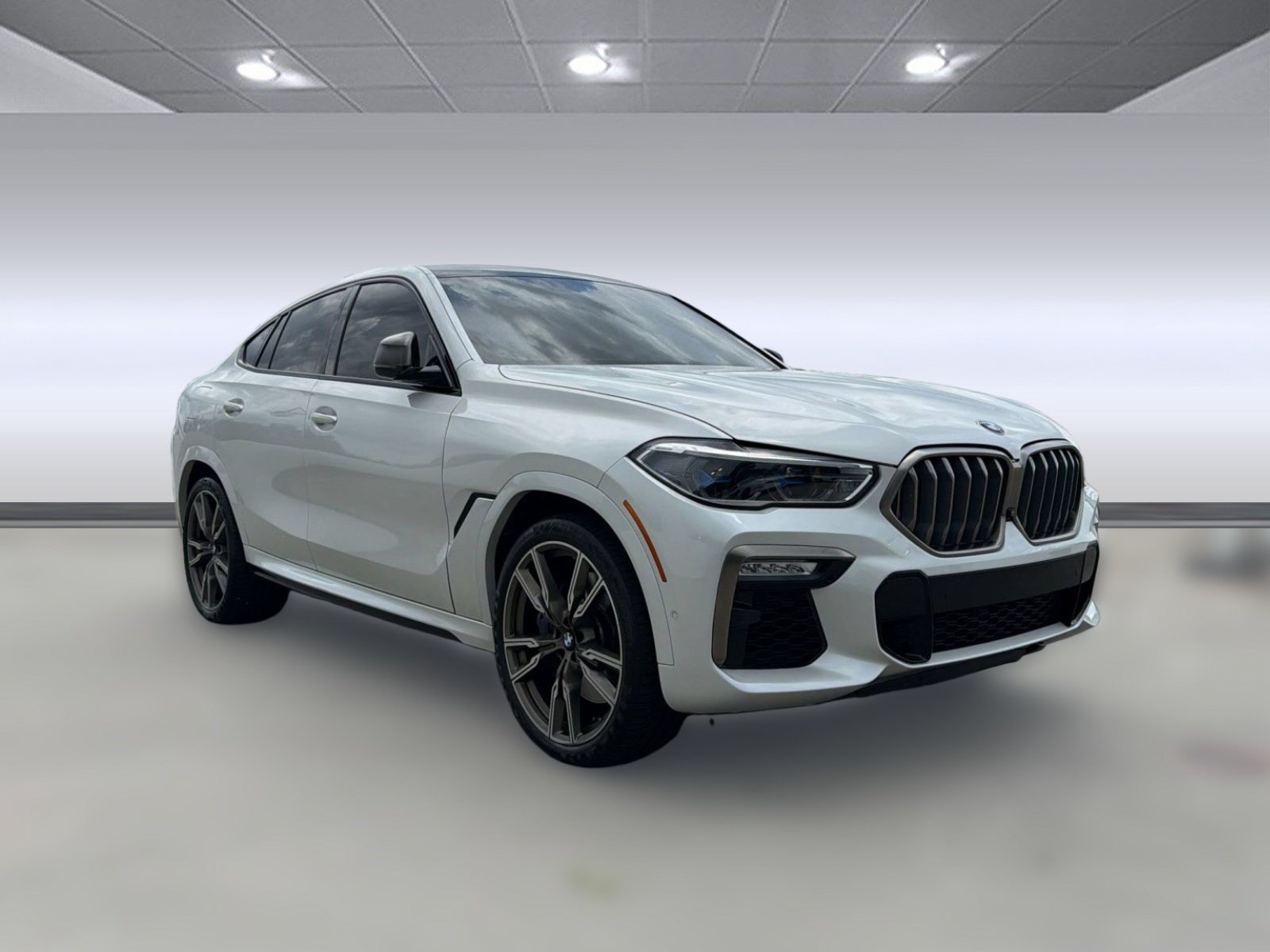 Used 2020 BMW X6 M50i w/ Executive Package AWD/4WD image 7
