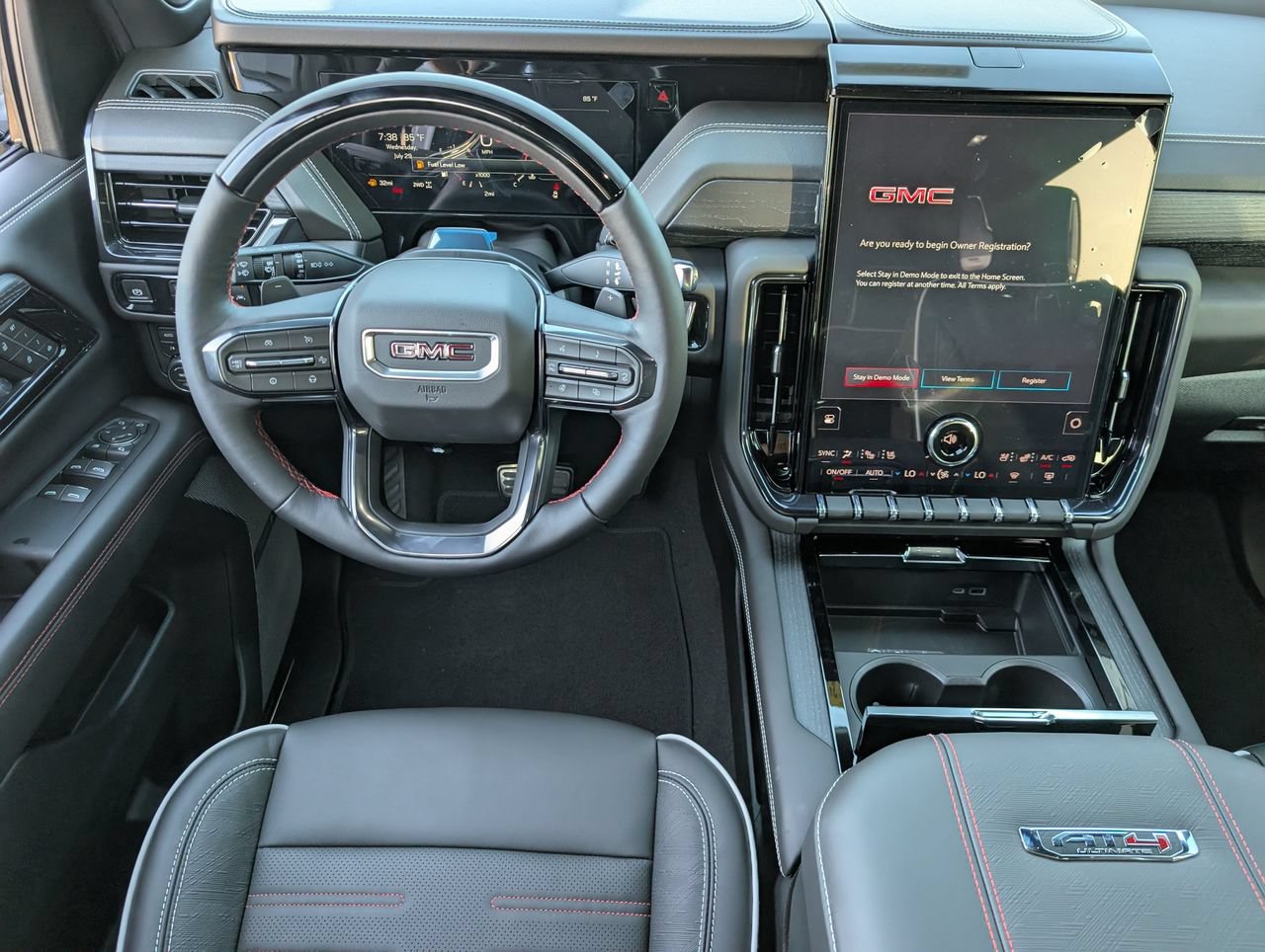 New 2026 GMC Yukon AT4 Ultimate AWD/4WD image 9
