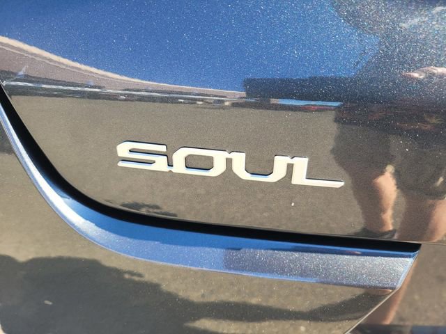 Used 2025 Kia Soul LX w/ LX Technology Package image 7