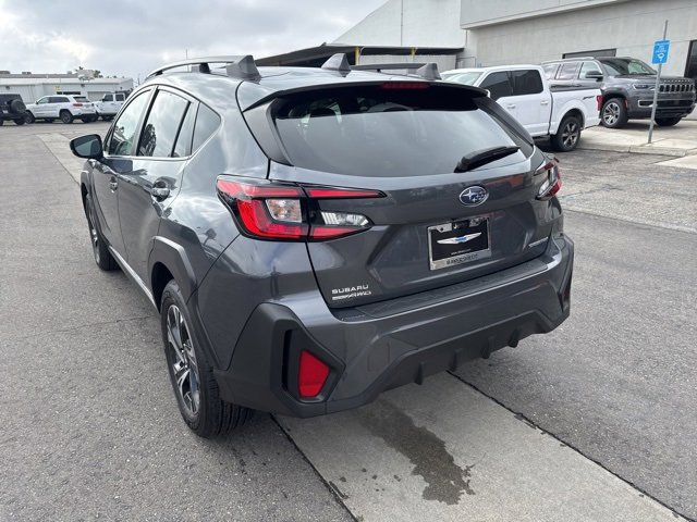 Used 2024 Subaru Crosstrek 2.0i Premium image 3